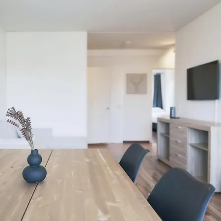 Norden Homes Turku 2-Bedroom Nordic Apartment Extérieur photo